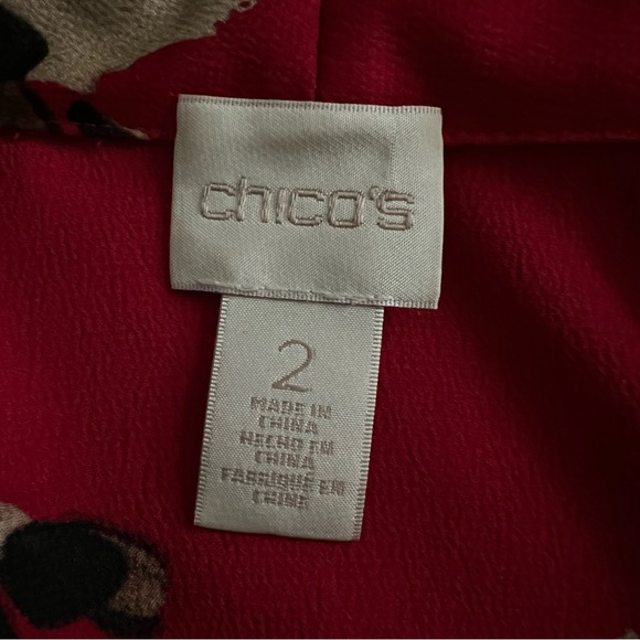 Chico's Burgundy Floral V Neck Blouse, Size 2/12 - Picture 4 of 16